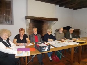 Le bureau de l'épicerie solidaire et son président Alain Grégnanin (2e à droite).
