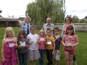 Les permis ont été remis en présence de Pierre Tellier, maire de Migné.