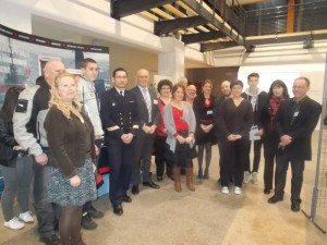 Ici, lors de la visite des stand, dont celui de la marine nationale.