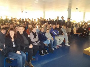 A l'heure des récompenses en présence d'un large public.