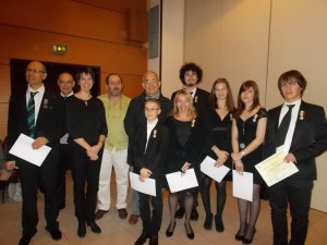 Les médaillés, M. le maire et la présidente de la société musicale d'Argenton.