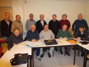 Au centre, Francis Marandon, président de la société de pêche Saint-Gaultier / Thenay.
