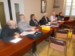 Deuxième à gauche, Jean-Michel Moreau, président du comité d'électrification.