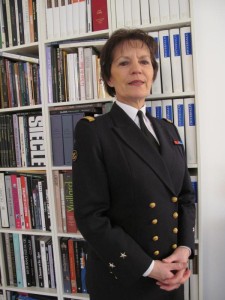 Chantal Desbordes a su gravir les échelons un par un pour devenir, sous l’uniforme, le premier amiral « sans e » ! (Photo Bruno Pille).