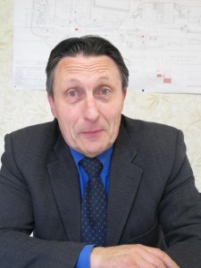 Richard Hayes, directeur de l'usine Synthron