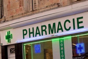 La plupart des pharmacies devraient être fermées mardi prochain. (Photo archives NR)
