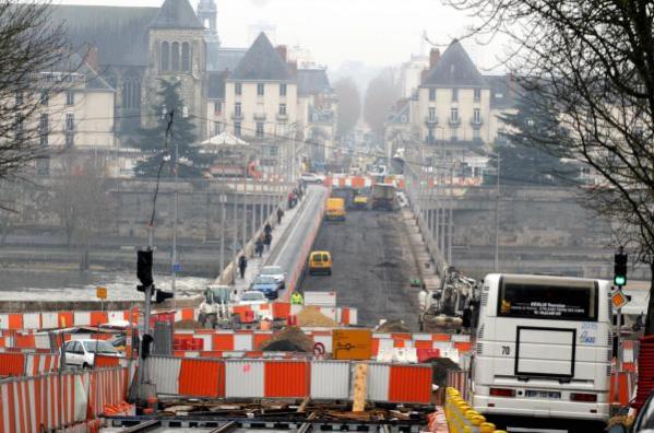 Du côté nord du pont Wilson, l'accès est déjà fermé depuis plusieurs semaines.