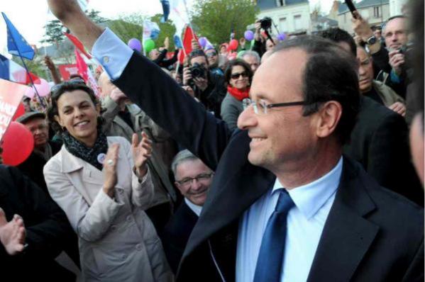 Une photo du président encore candidat, prise à Blois. L'est content. (Photo NR, Sébastien Gaudard)