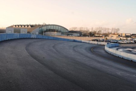 Dans mon jardin, on peut "organiser des coups" sans cponstruire de virage.