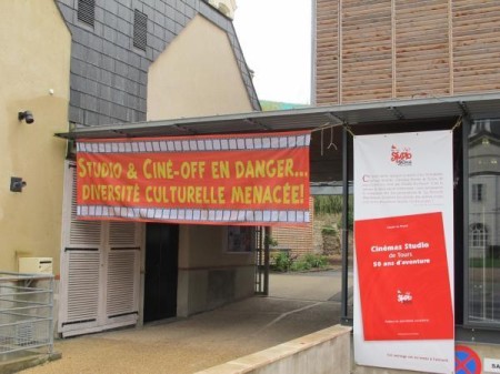 En haut à droite, une citation de Bruno Pille.