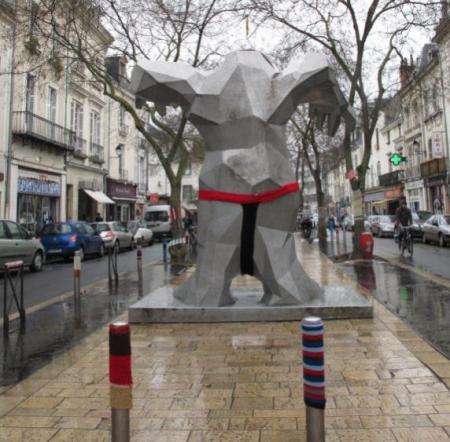 Le Monstre en string