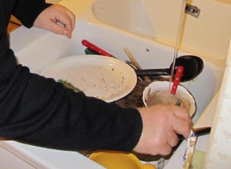 Quelques séances de manucure pour pouvoir continuer à faire la vaisselle dans de bonnes conditions.