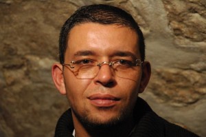 Karim Mokhtari est aujourd'hui un acteur engagé contre le tout carcéral. (Editions Scrinéo)